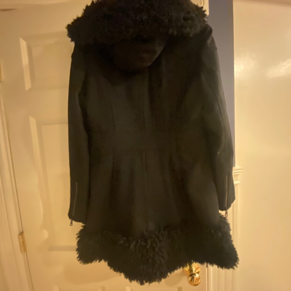 Moda black knee length coat